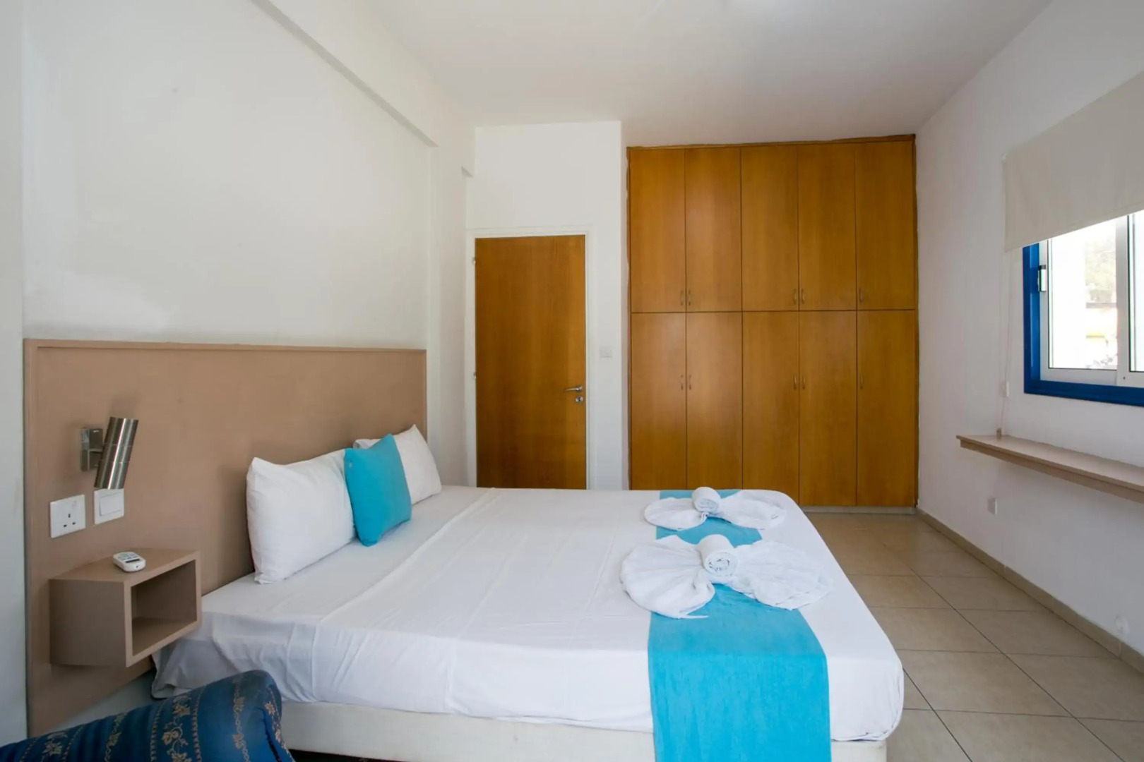 Sea Cleo Napa Hotel & Annex