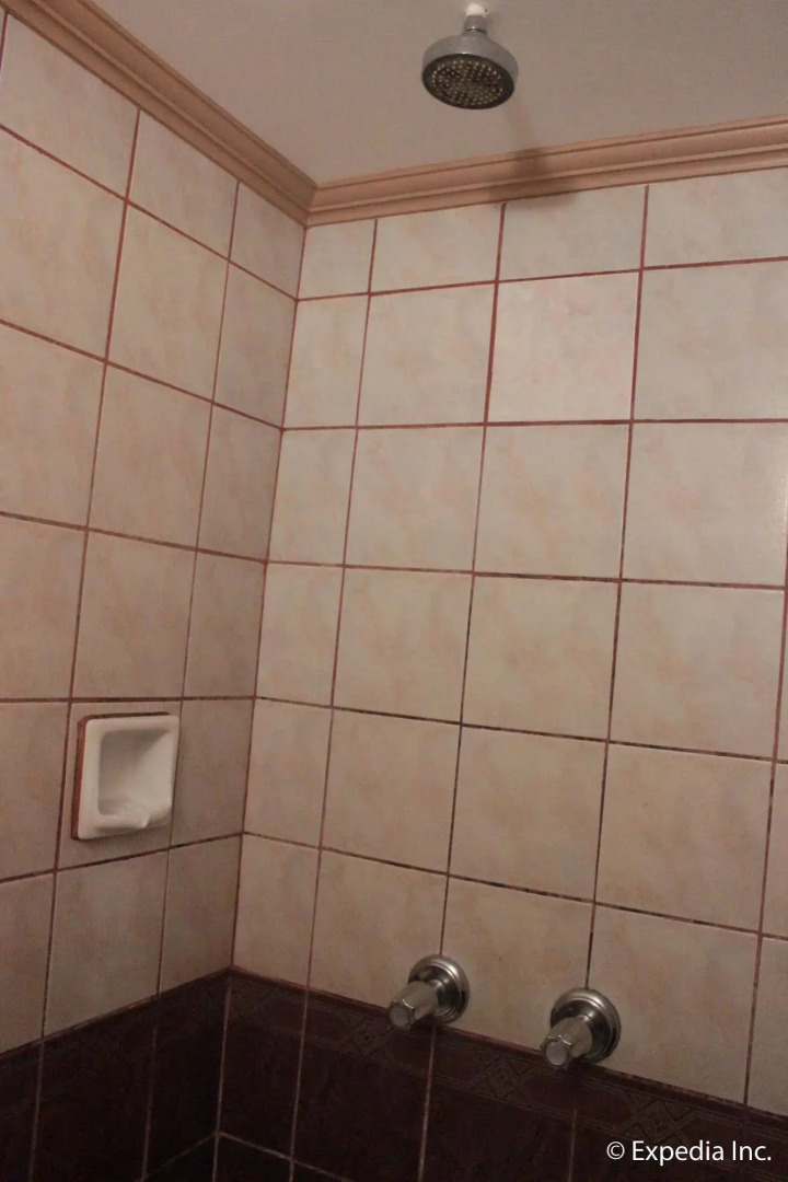 Subic Bay Venezia Hotel