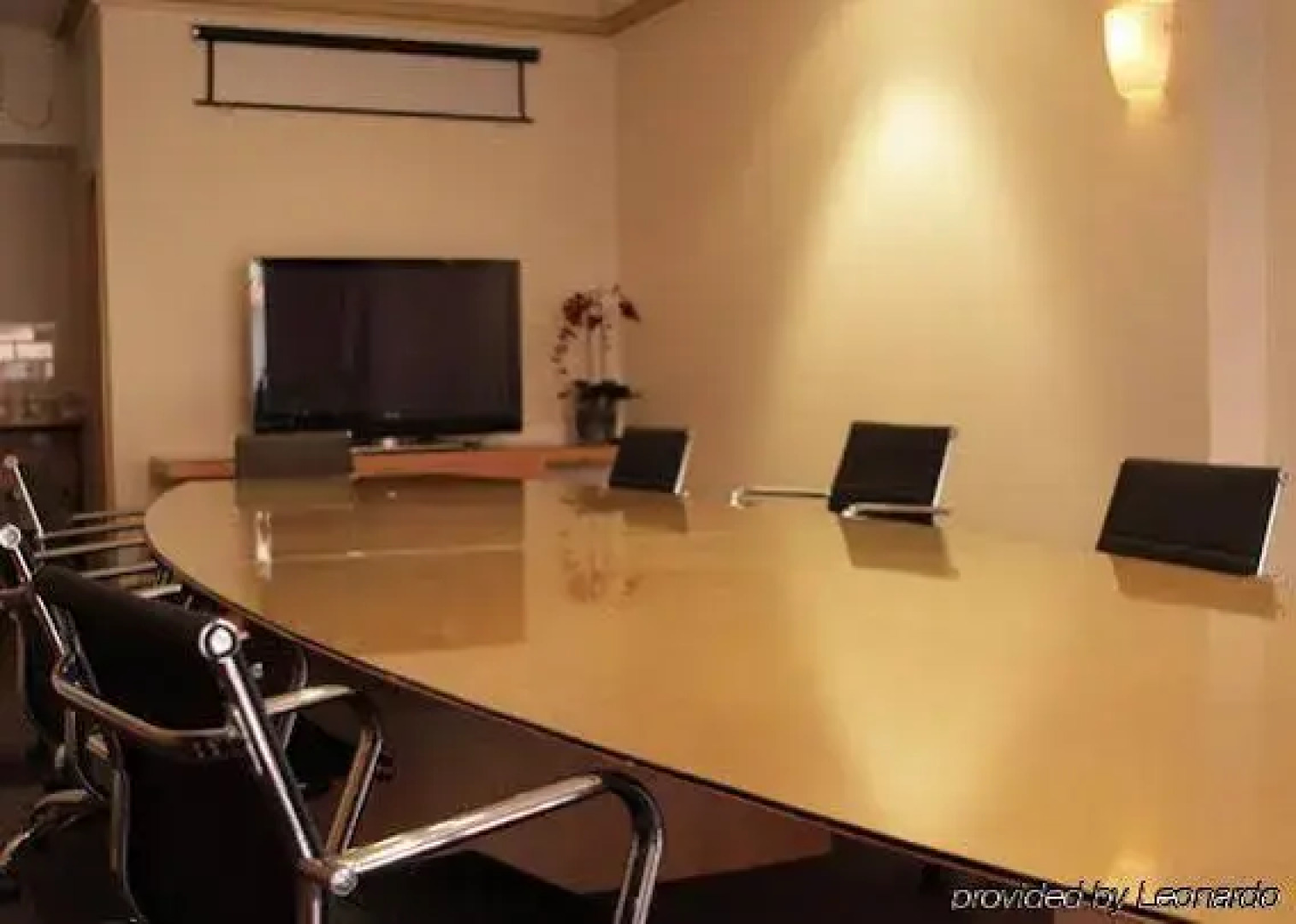 Quality Hotel Tiffins On The Park