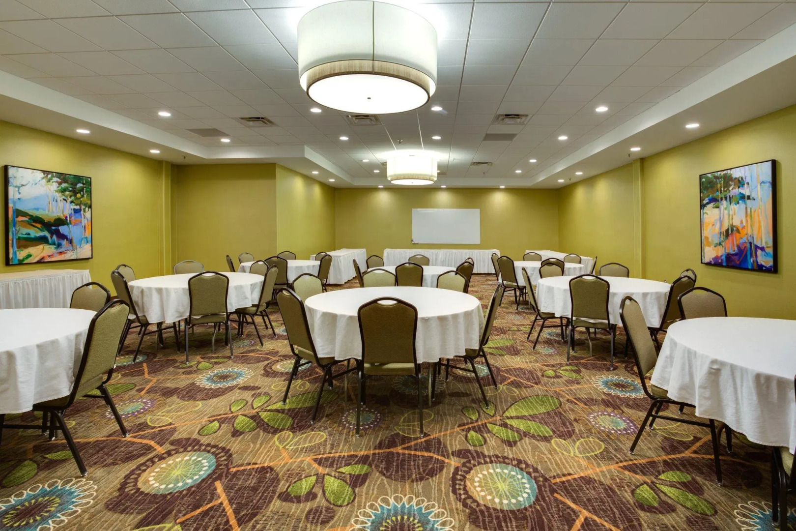 Holiday Inn Express Wilkesboro by IHG
