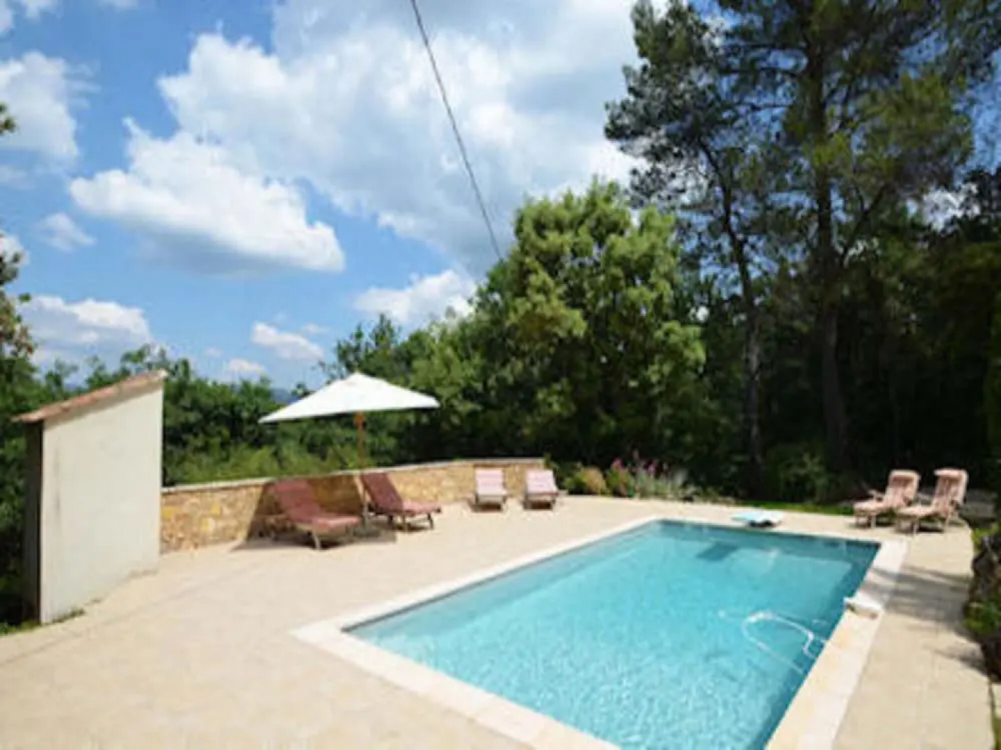 Attractive Holiday Home With Private Pool, Stunning Views, Surrounded by Nature!