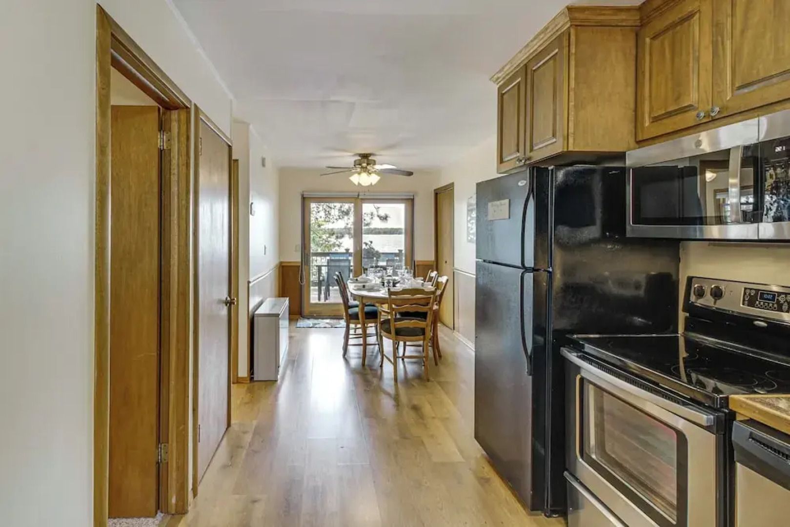 Family Retreat on Cross Lake: Boat, Swim & Relax!