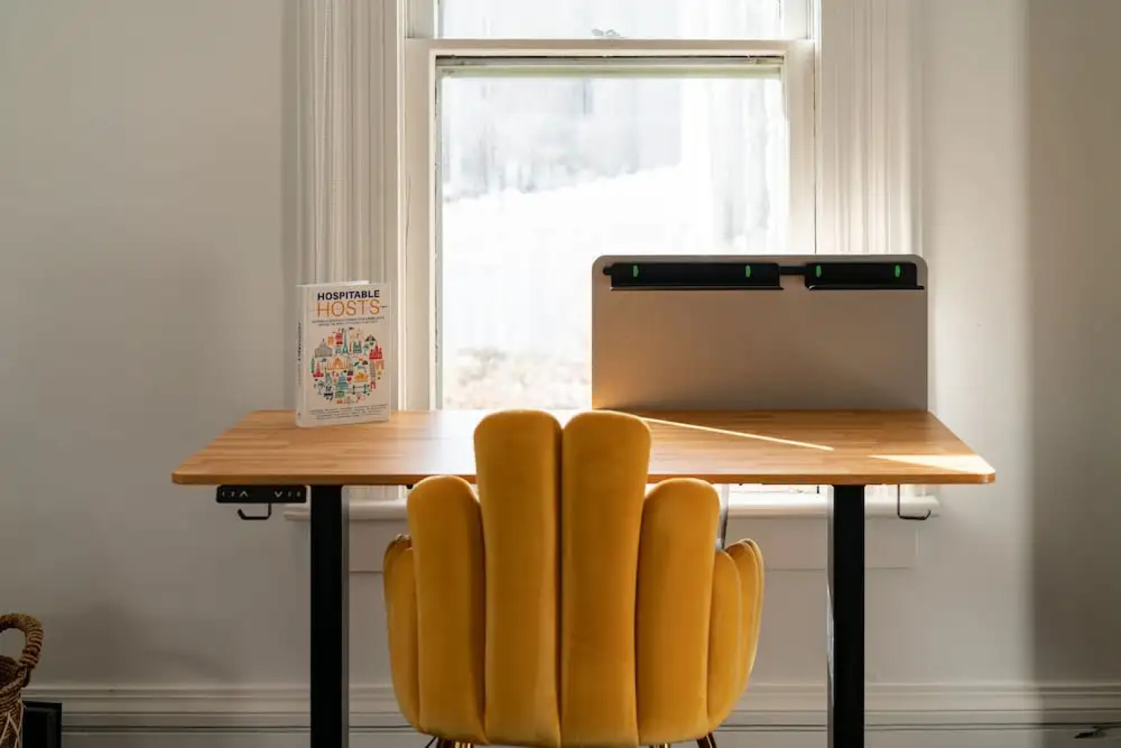 NEW Luxe Pet Friendly Free Parking Downtown