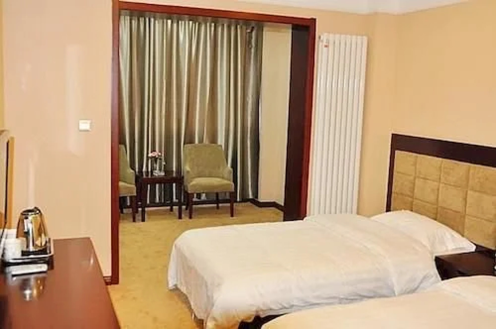 Hongcai Qianziyuan Hotel