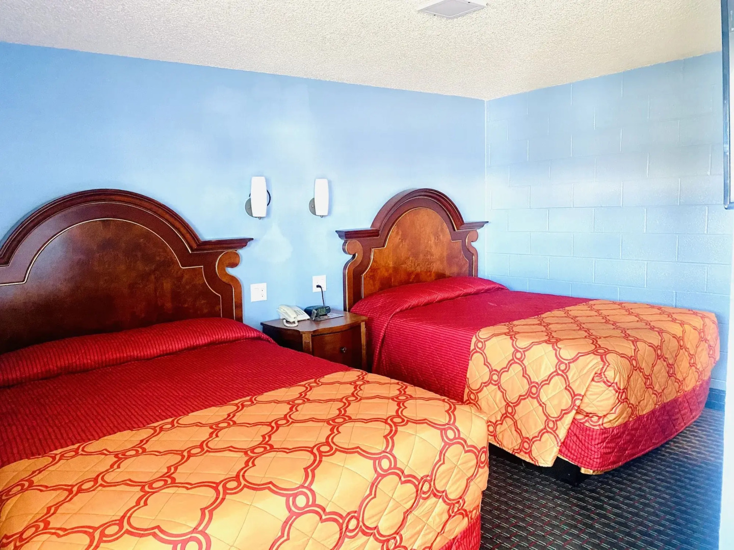 A Fisher's Inn Motel