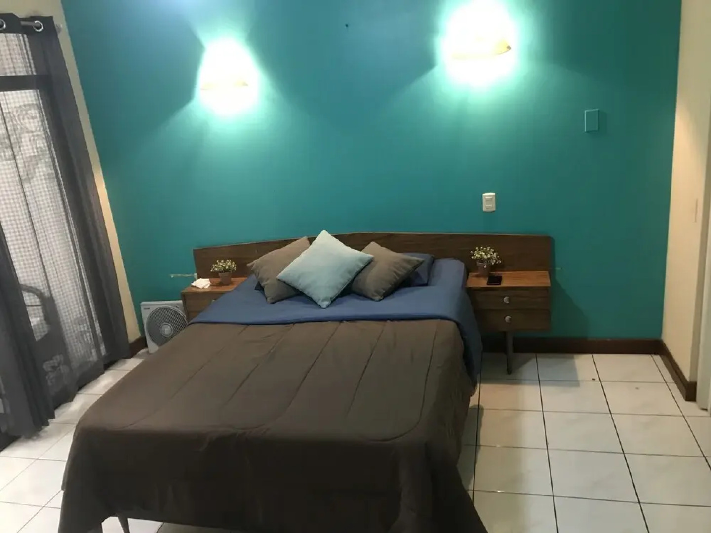 Green Country Hotel - Hostel