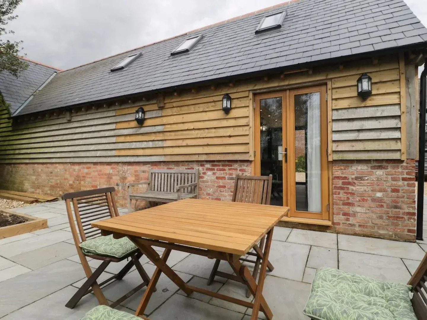 The Courtyard - Hilltop Barn