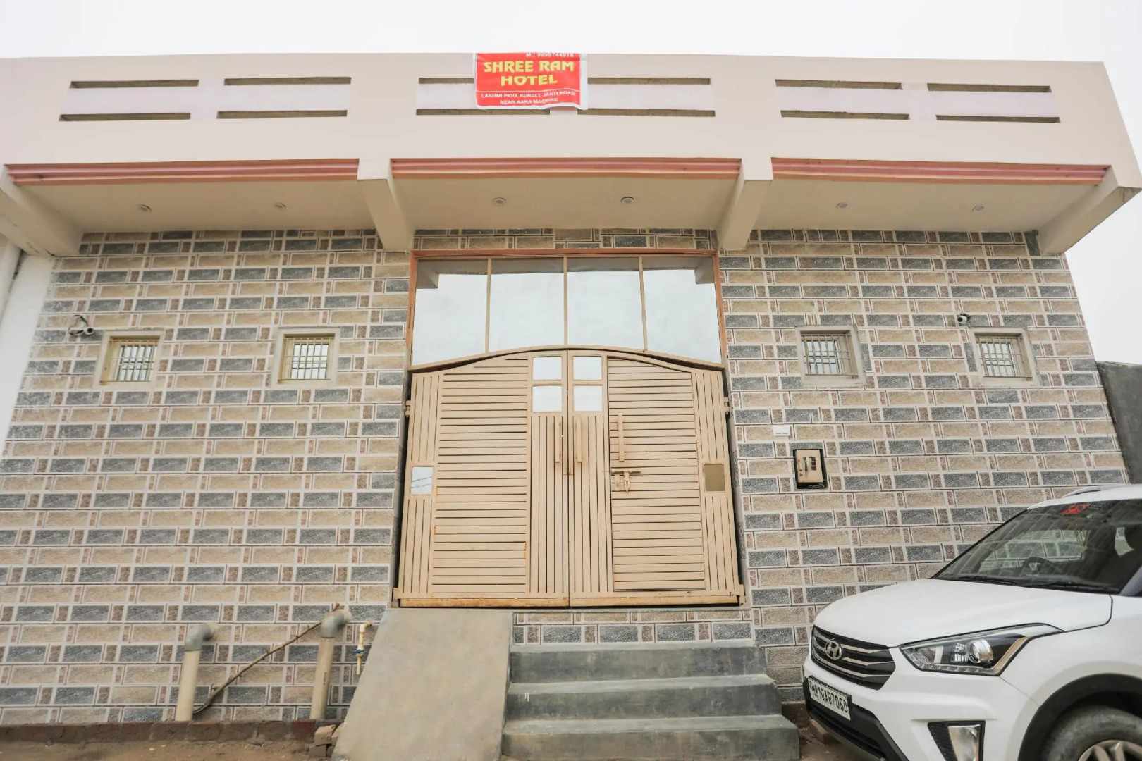 SPOT ON 65708 Shri Ram Hotel