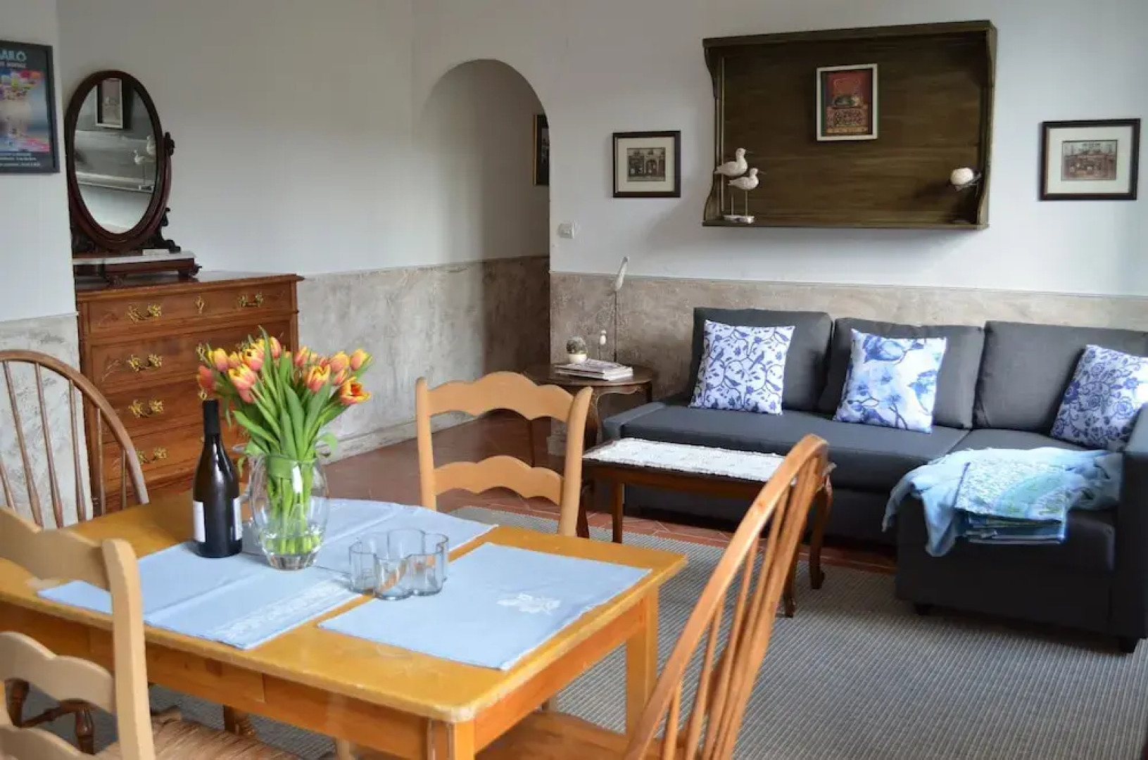 Two-Bedroom Apartment in Le Barroux