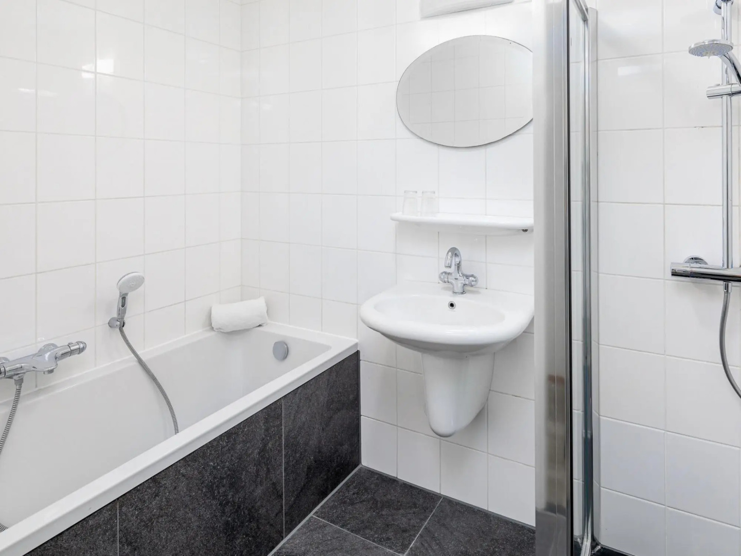 Restyled villa with 3 bathrooms, the beach at 6 km