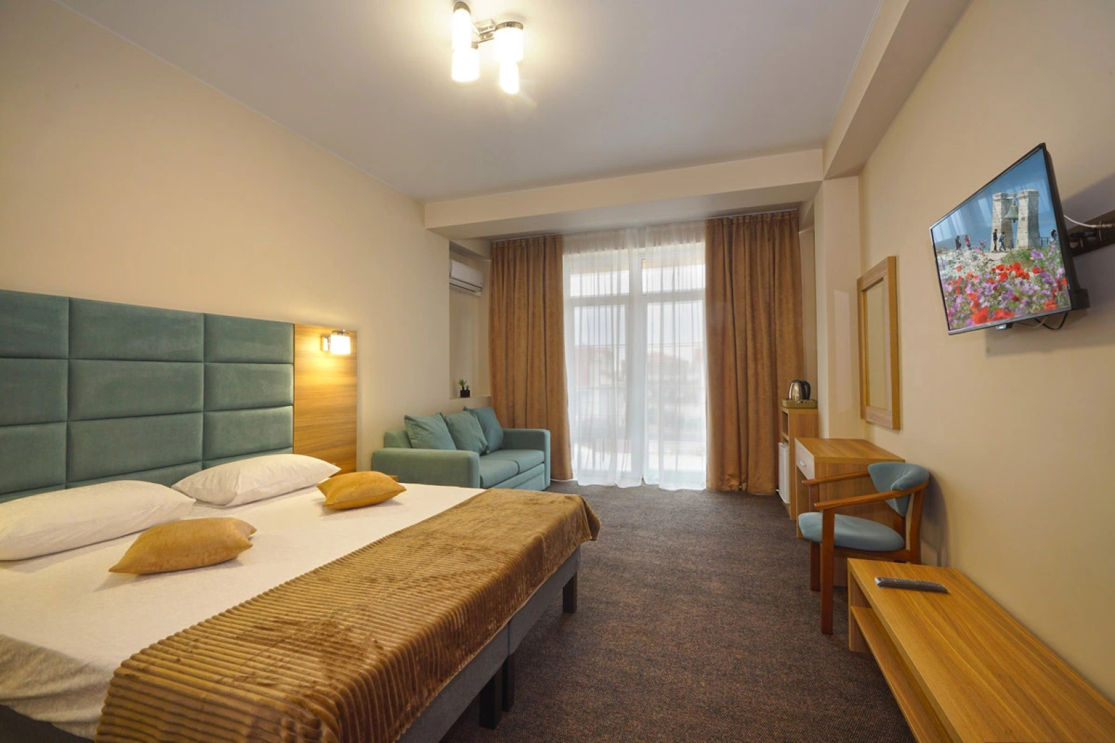 Золотой лев (Песчаное)