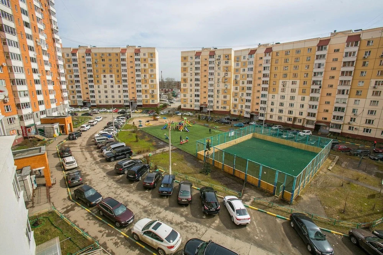 Dobriye Sutki - Liteinaya 44a