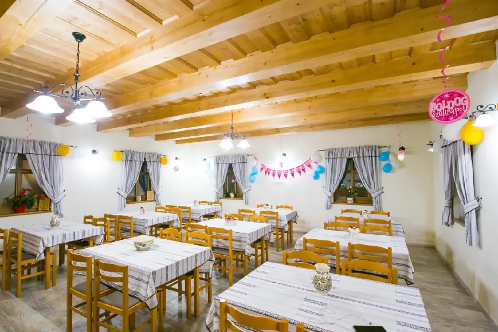 Tóth Vendégház Újfehértó