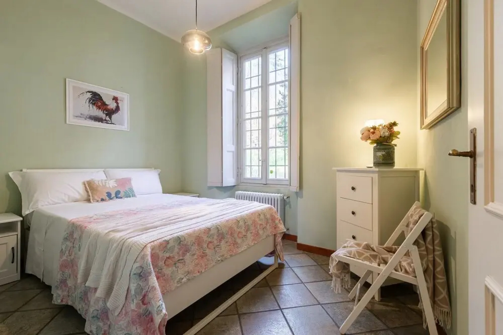 Elisabeth in Villa with Private Parking