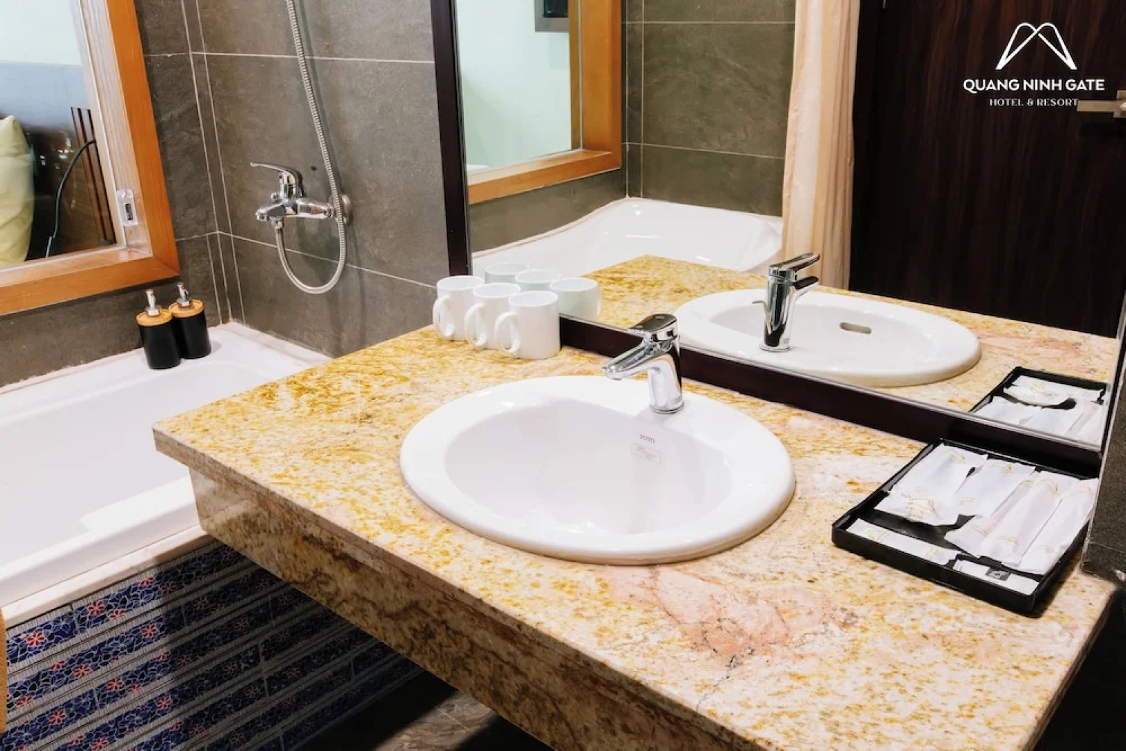 Quang Ninh Gate Hotel & Resort