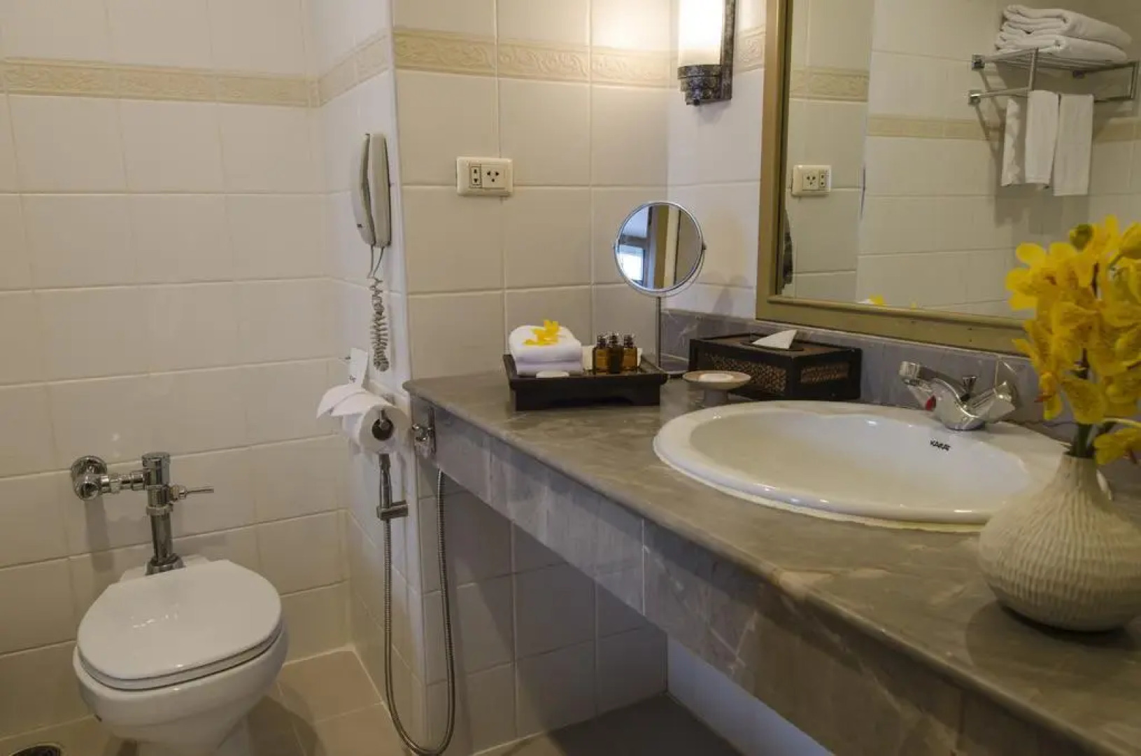 The Tarntawan Hotel Surawong Bangkok