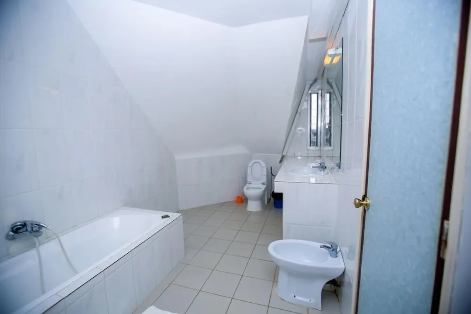 Complexe Hôtelier Akparo