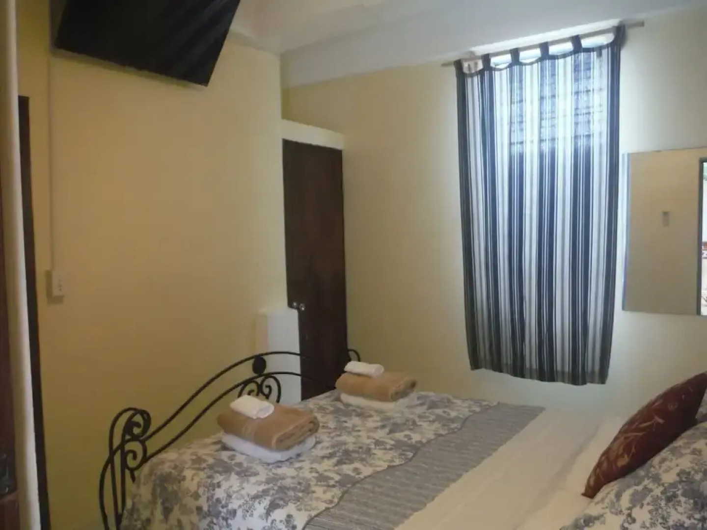 Posada Colonial Apartments