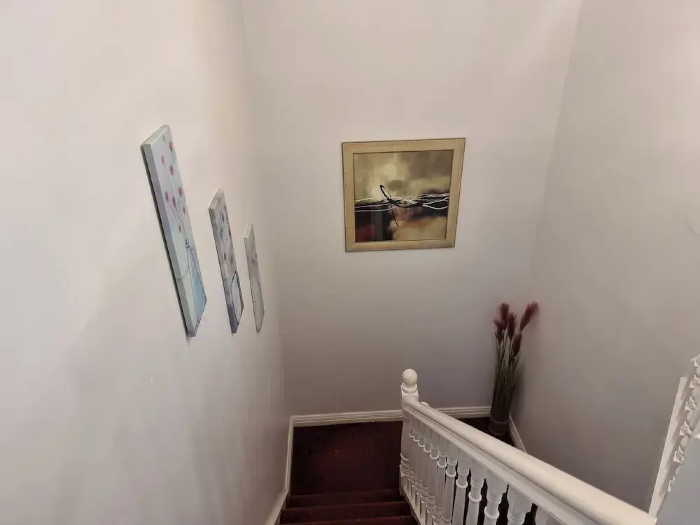 3 Bedrooms - Sleep 7 - Garden - Private Parking