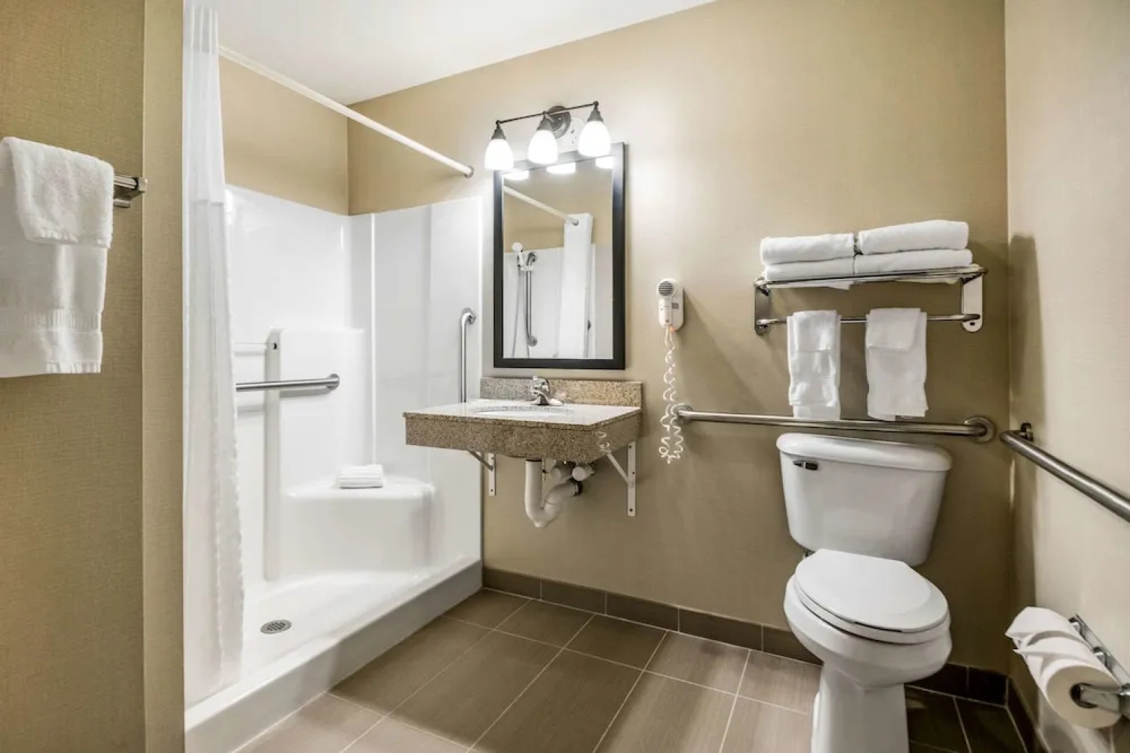 Comfort Suites Foxfire