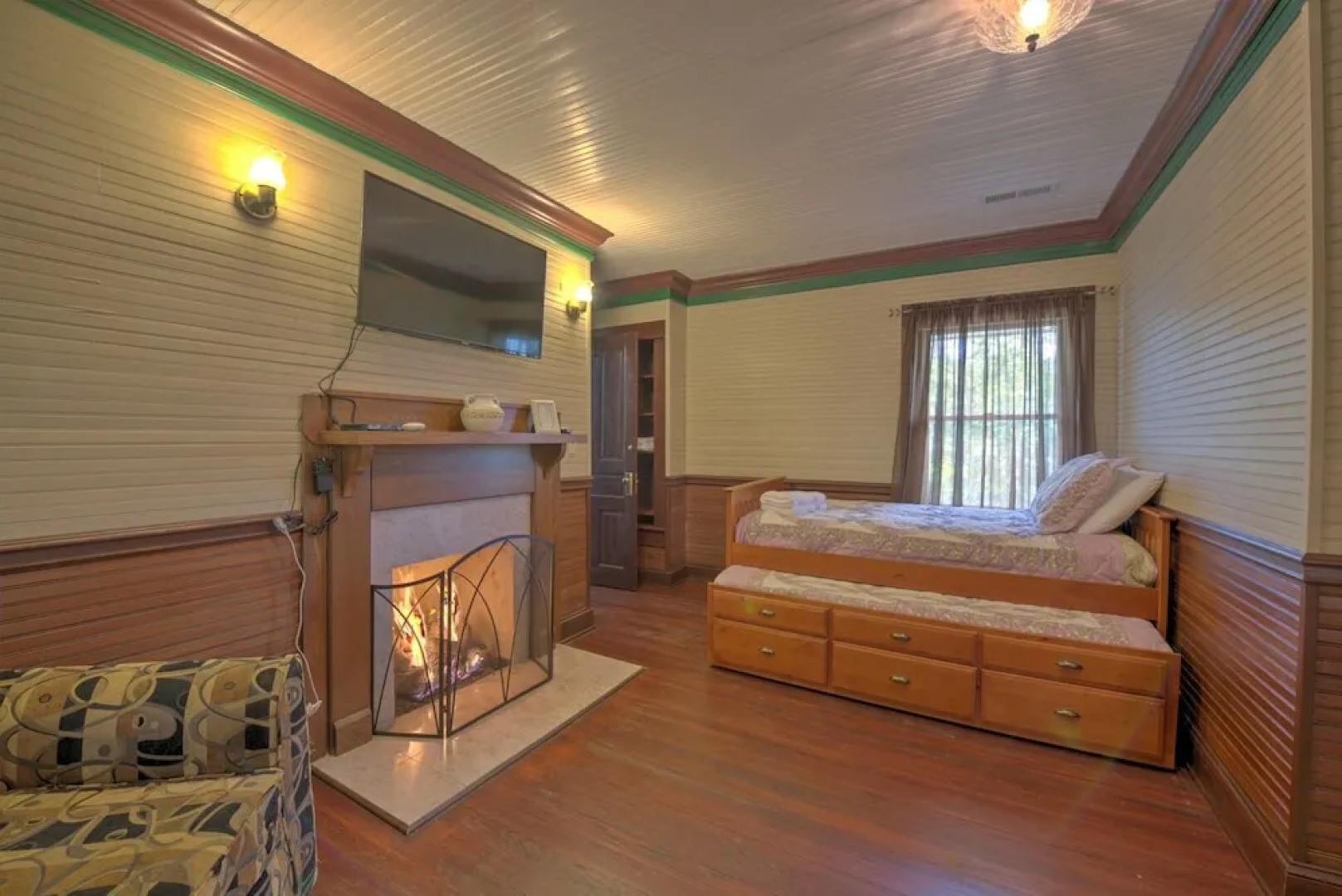 Grace House 525 5 Bedrooms 4 Bathrooms Home