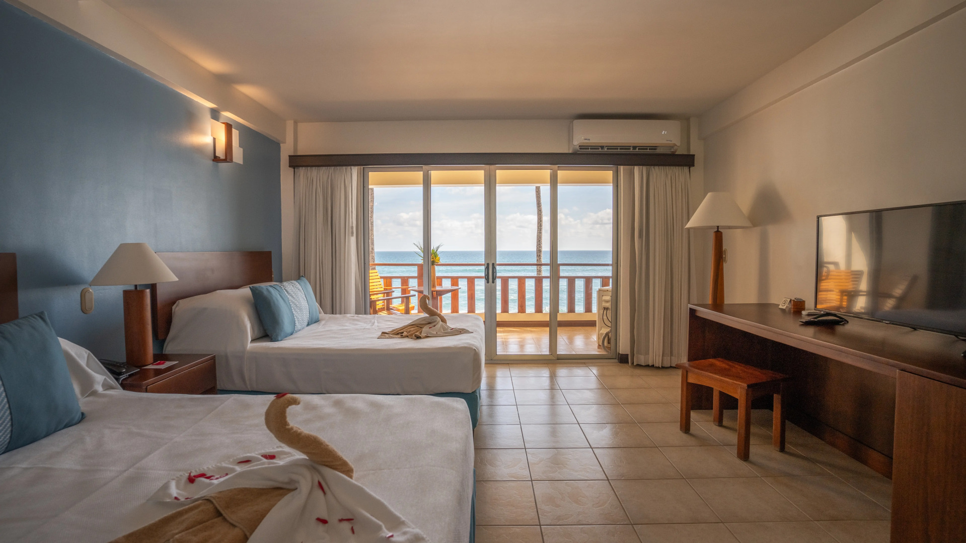 Tango Mar Beachfront Boutique Hotel & Villas