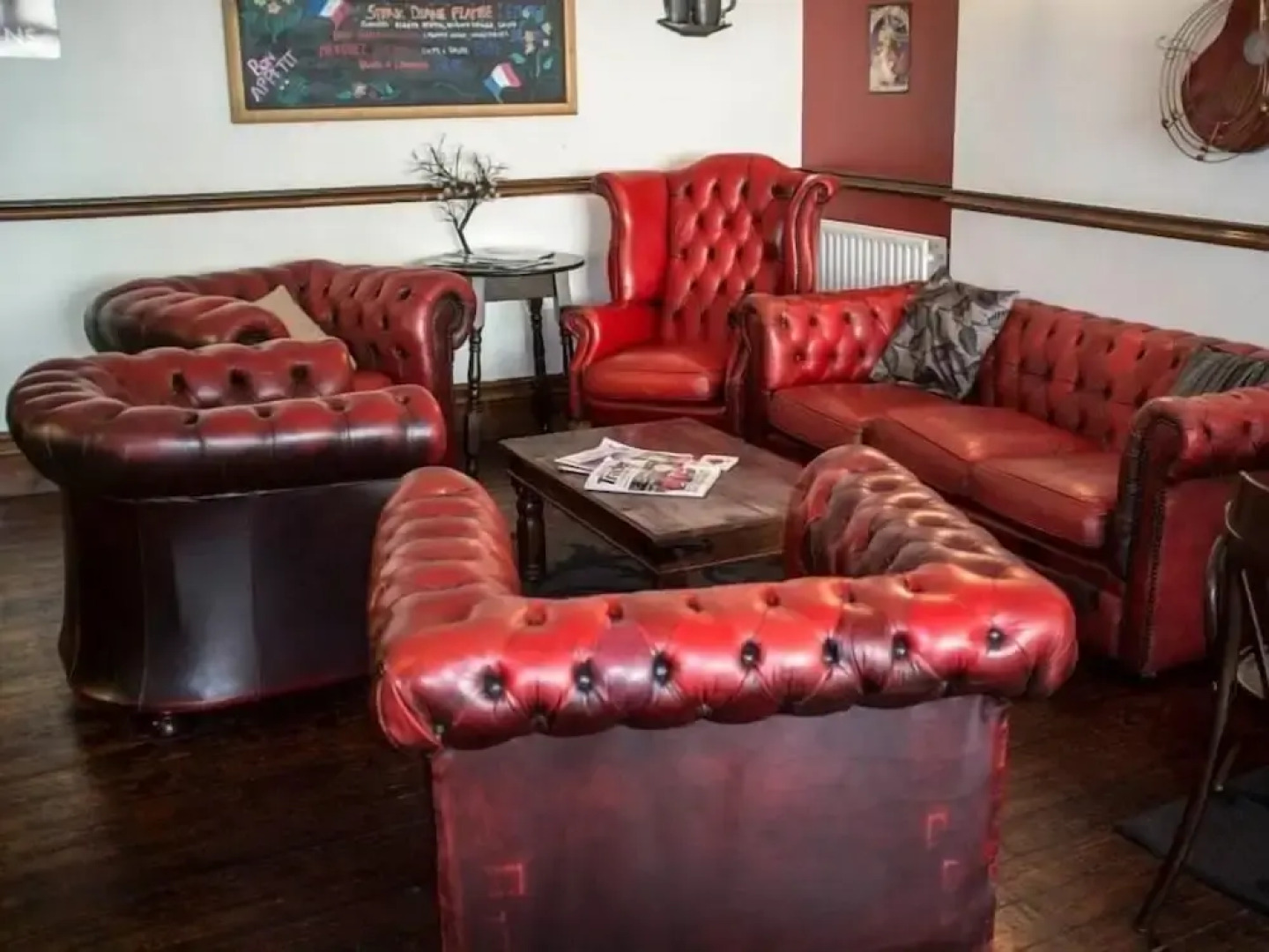 Forresters Bar & Restaurant with Rooms