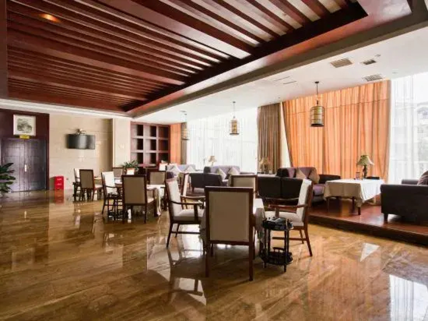 Agate City International Grand Hotel