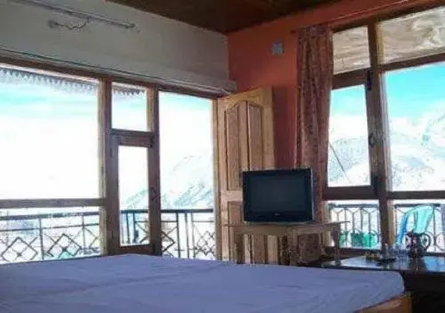 Janardan Resort Munsiyari