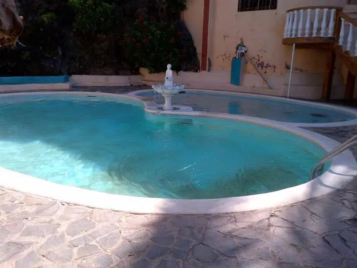 Torola Hotel & Beach Resort