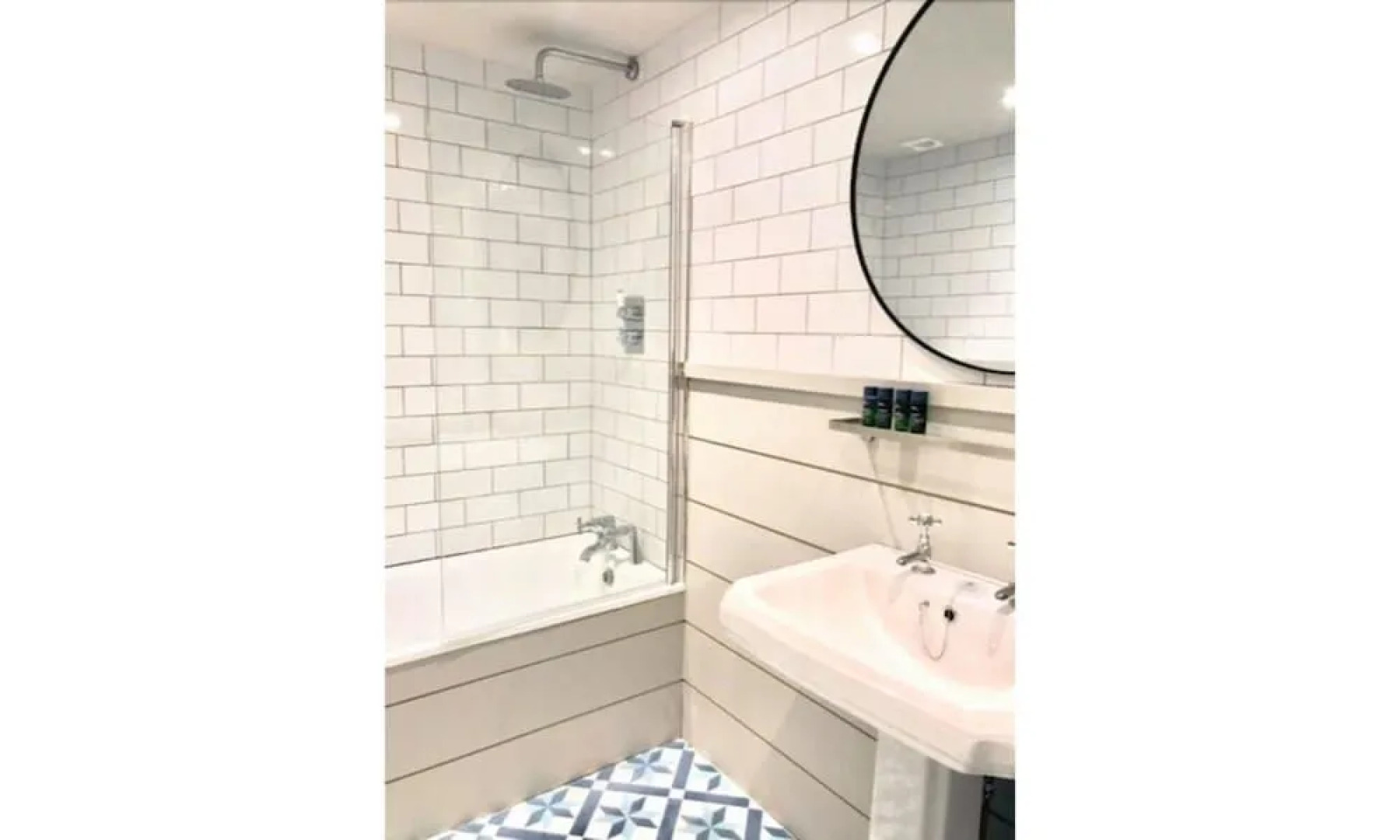 The Bay Hotel – RelaxInnz