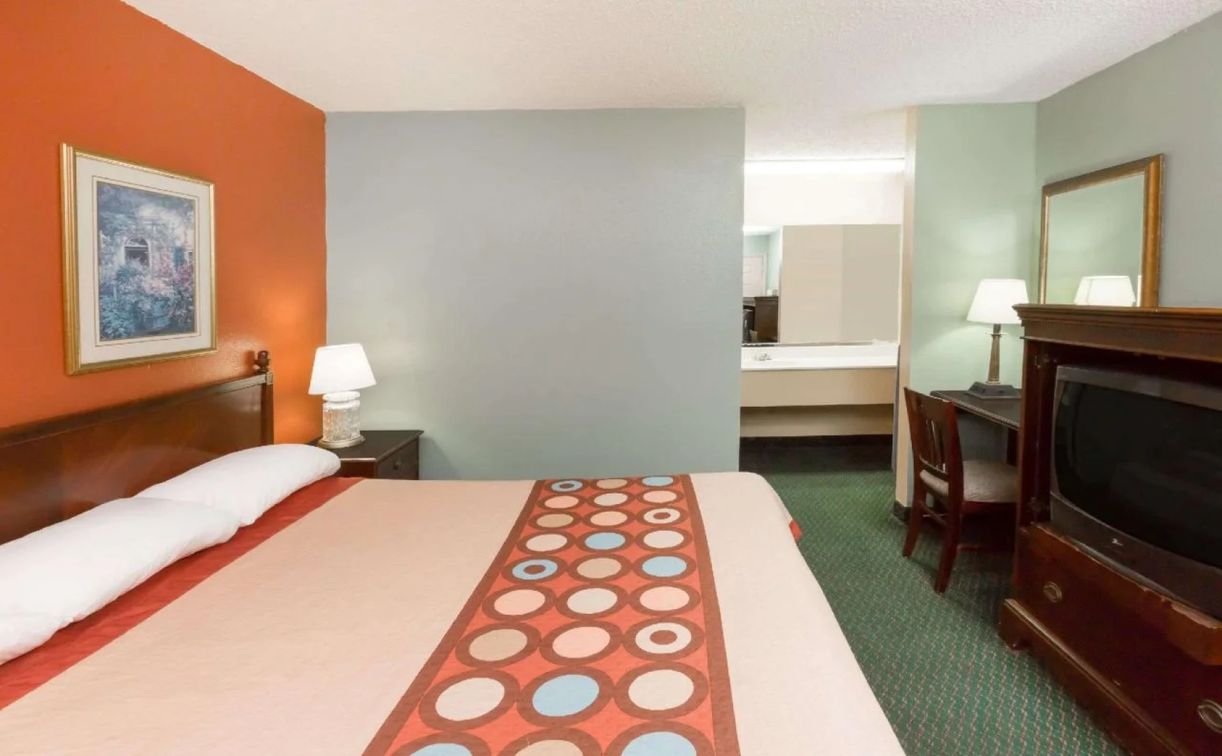 Super 8 by Wyndham Kinder LA