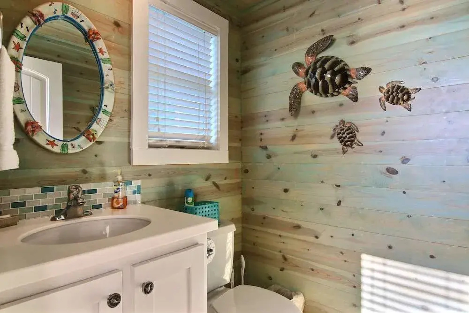 Vw57-ruby Redbird Roost