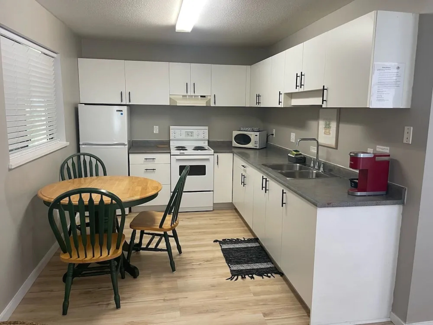 Cedar Grove Motel and Cabins