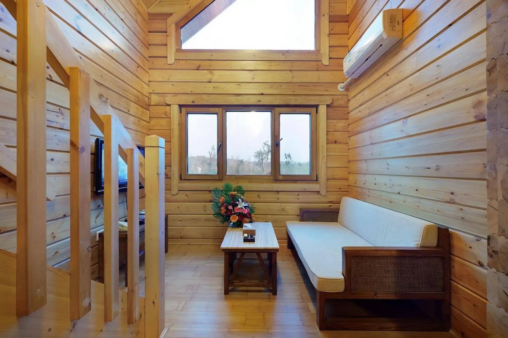 Bazhou MingTang Sun Moon Lake Hot Spring Hotel