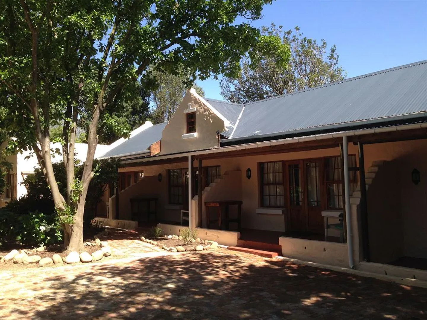 De Leeuwenhof Estate