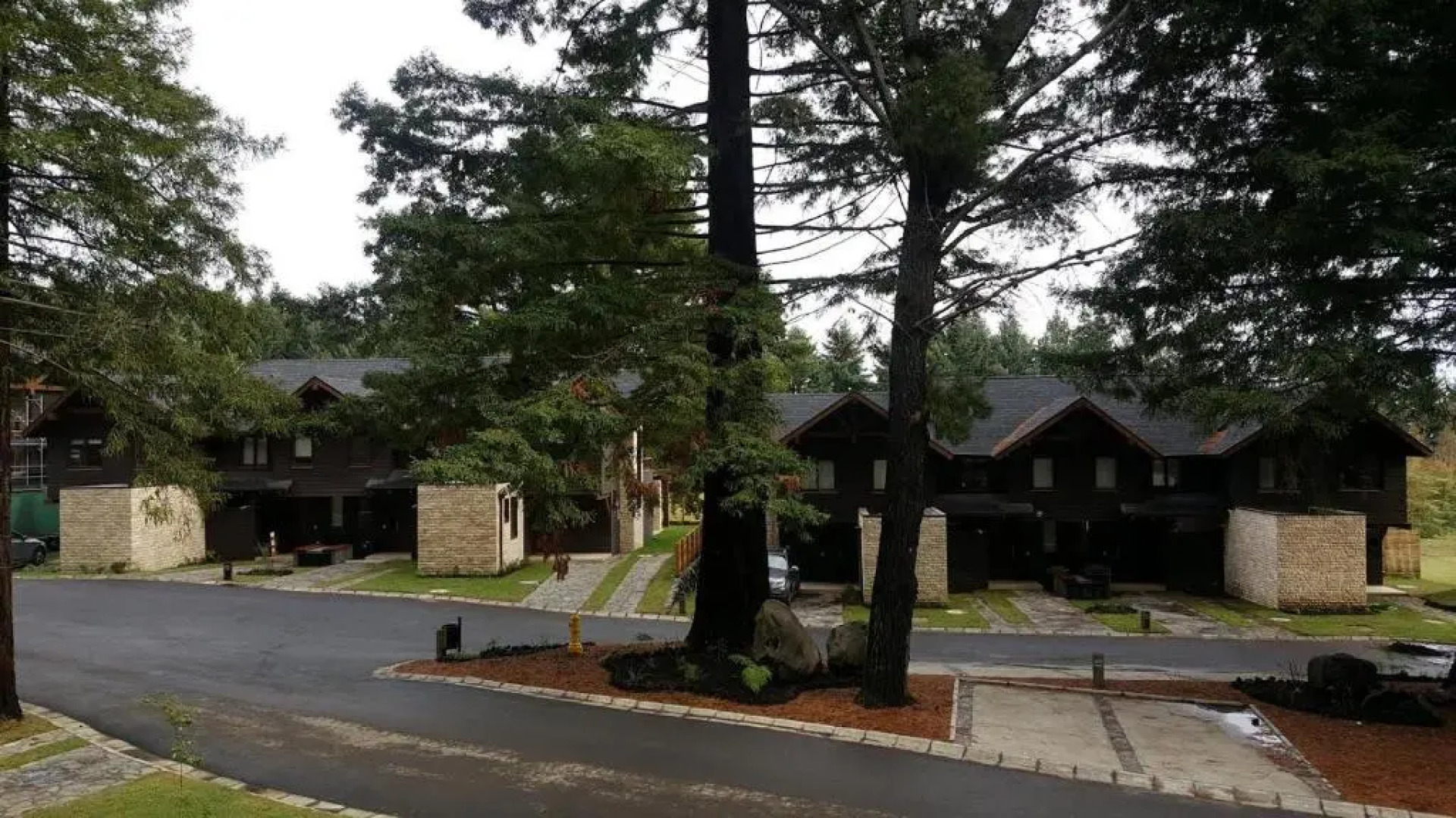 PUCON HOUSE - Lake Access & Near Ski Center