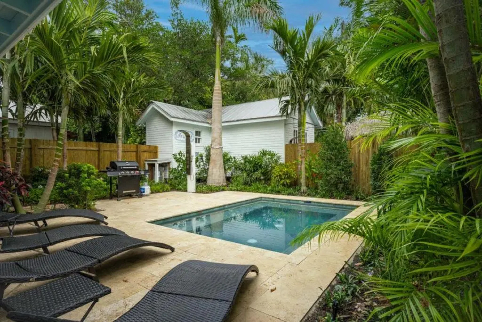 Southern Palms by Brightwild Pool Parking