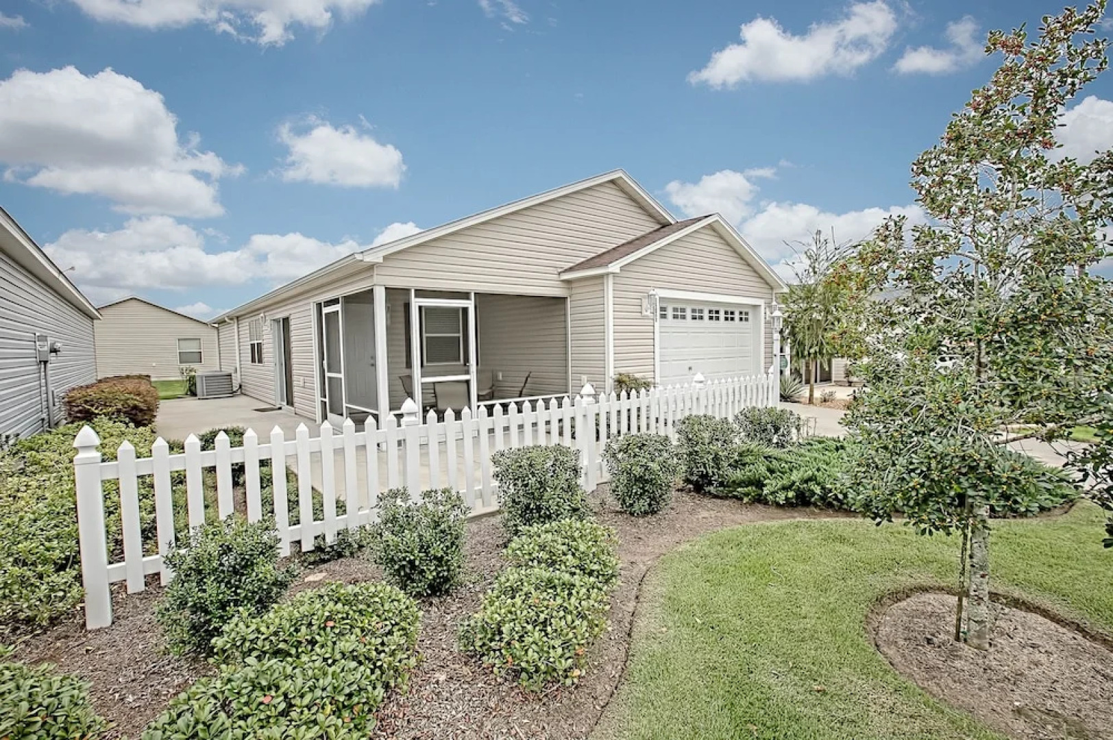 Castlegate Court Home 2 Bedroom by The VIR Group