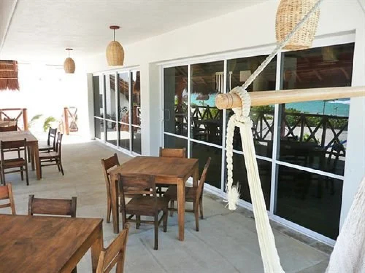 Almaplena Eco Beach Resort