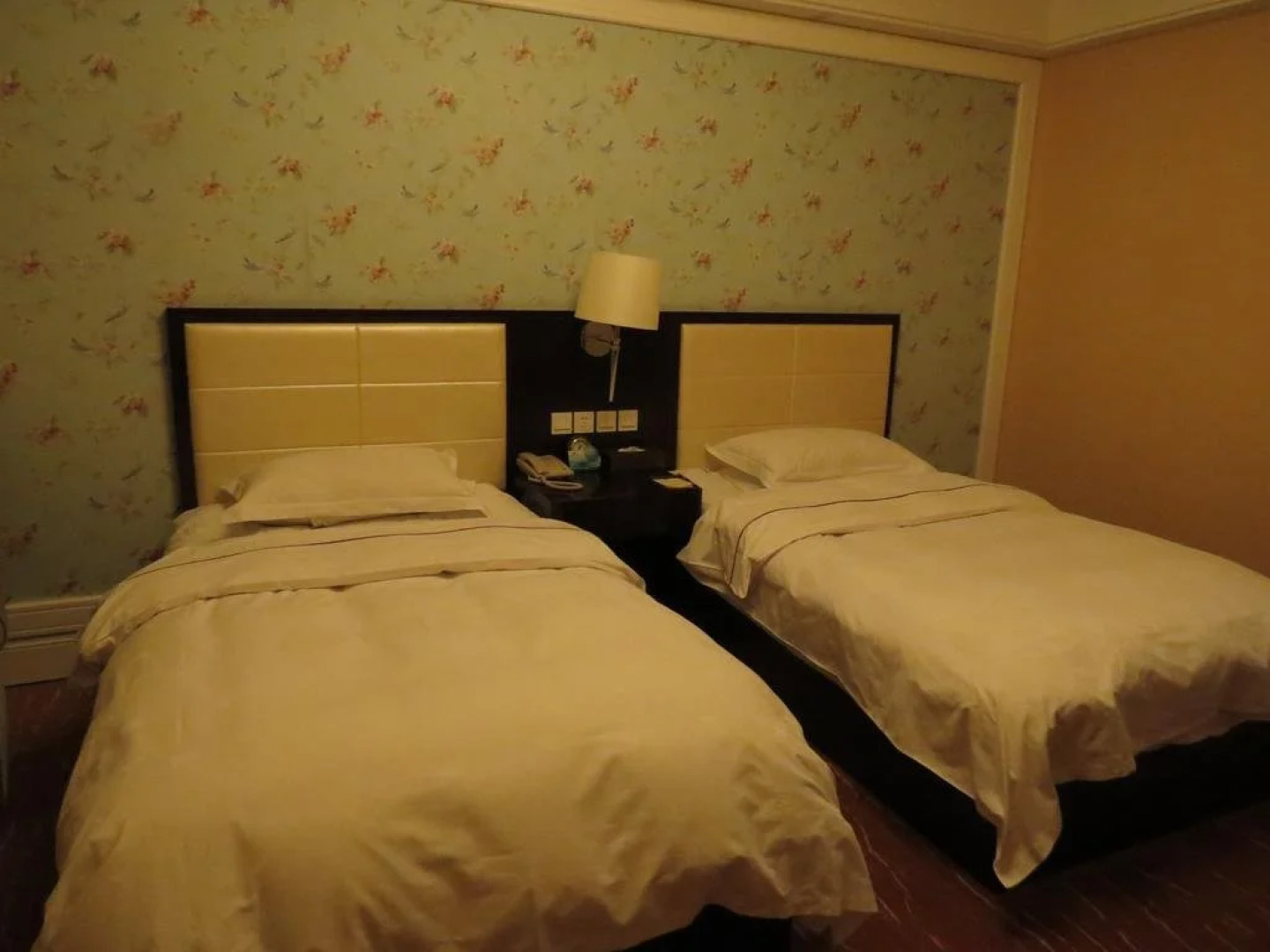 Inzone Galand Hotel Taian