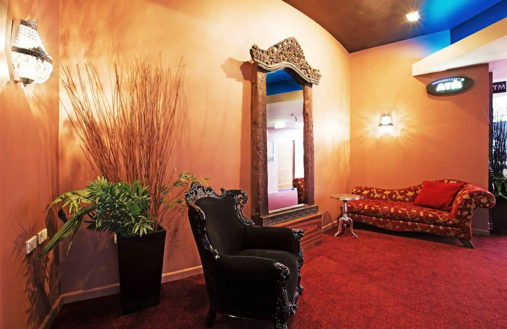 Nightcap at Springwood Hotel