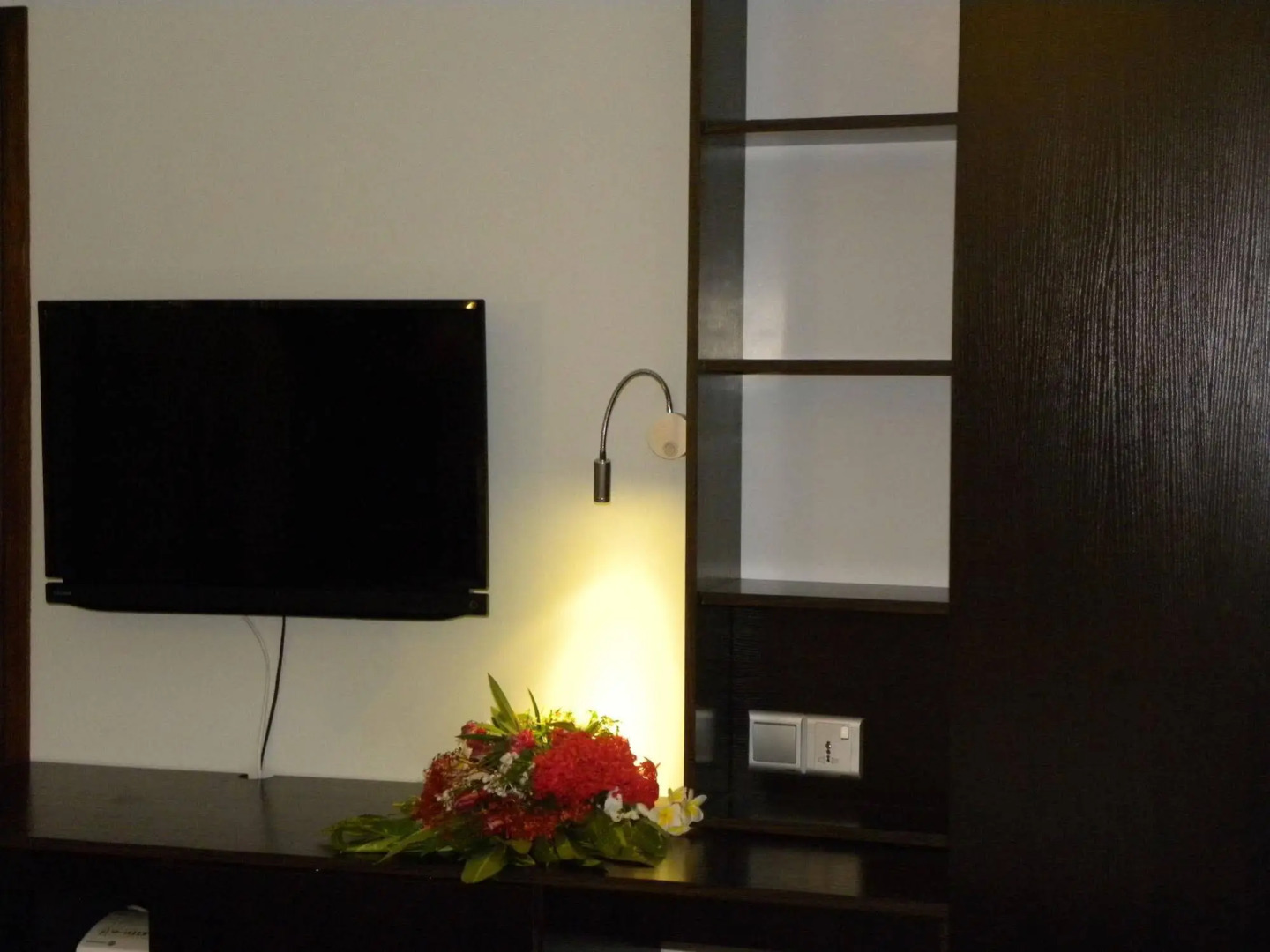 Madi Finolhu Guesthouse