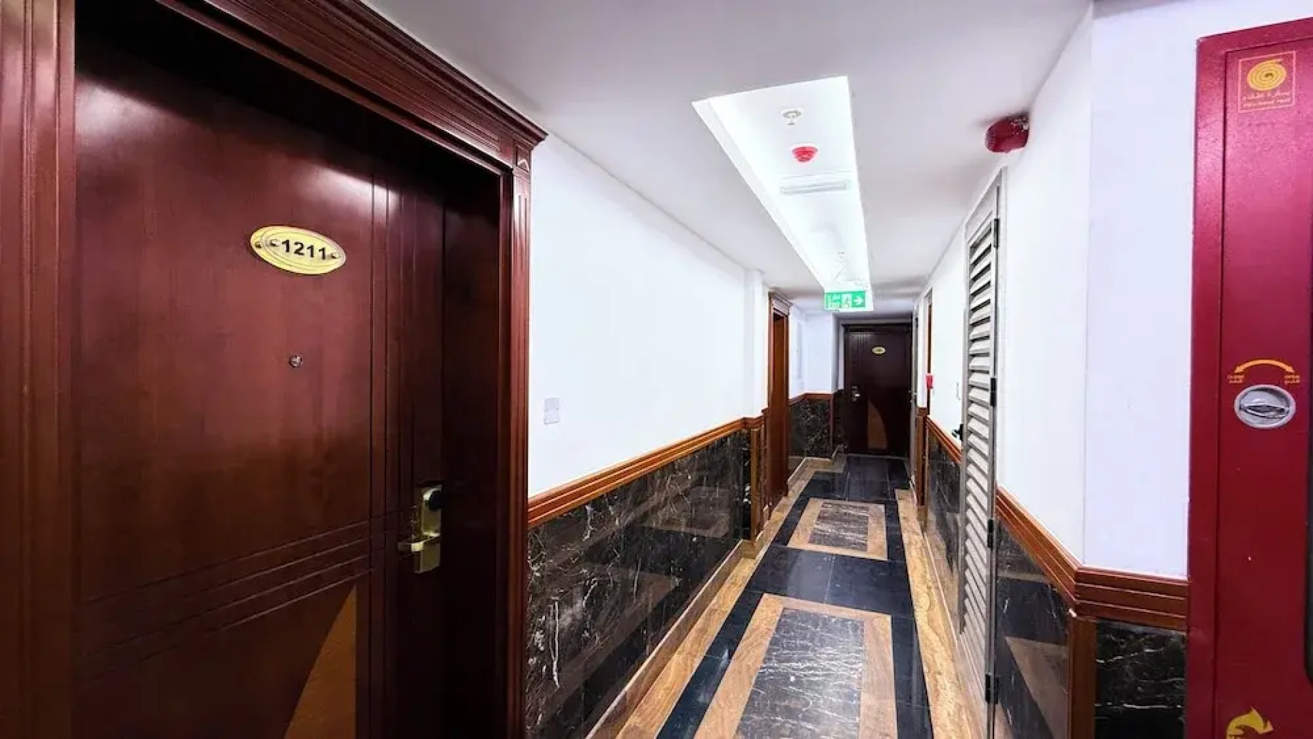 Royal Tulip Dancenter Suites Sharjah