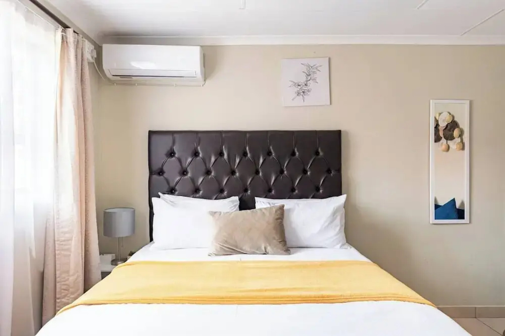 Emperor Lodge And Tours