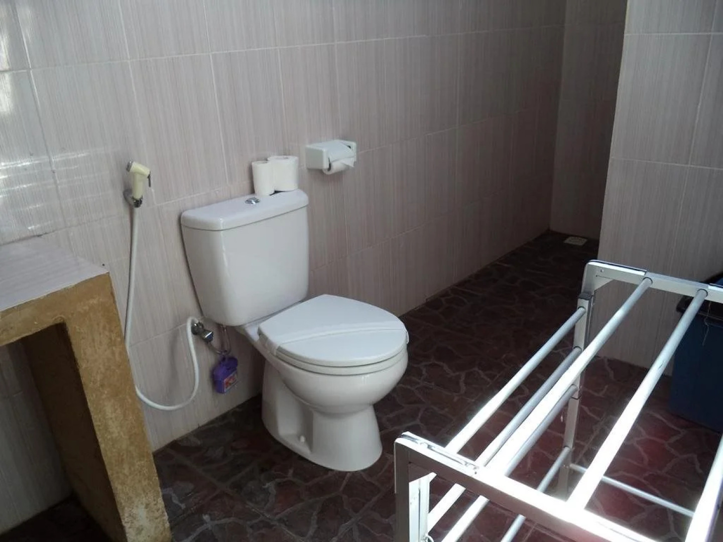 Warung Ary & Home Stay