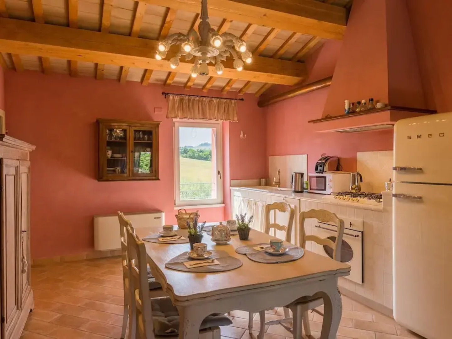 Belvilla by OYO Villa Cucco