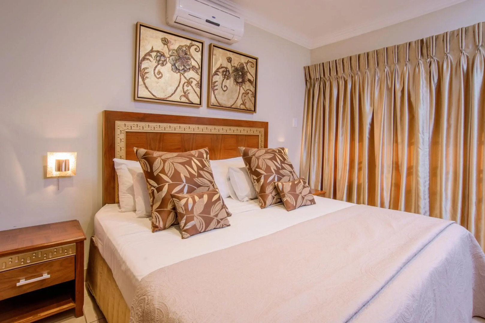 The Cycad Lodge & Chalets