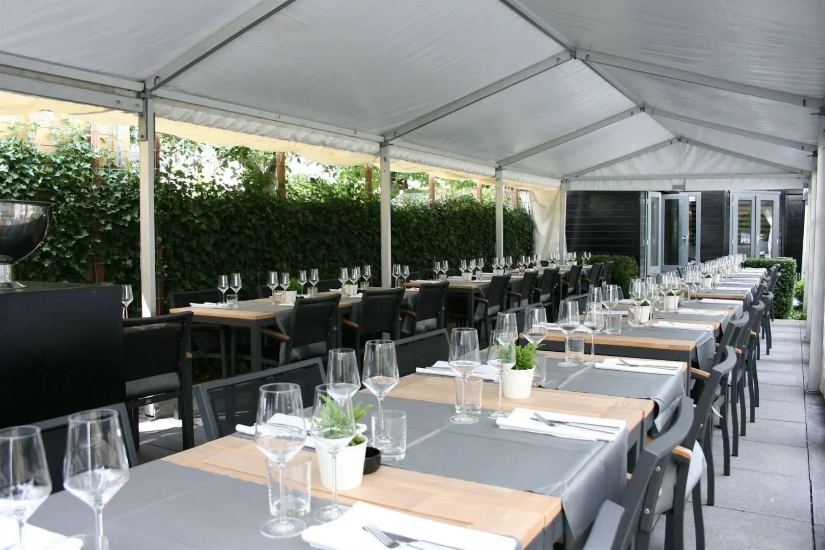 S&A Vondel Park Hotel