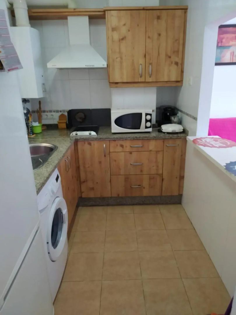 Precioso apartamento con garaje en Avenida Andalucía 77 playa Mezquitilla